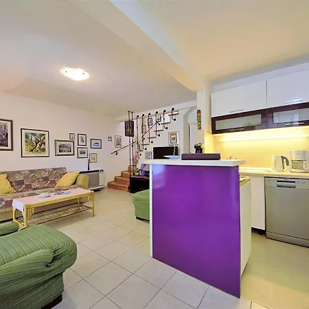 Holiday home Anima-mia By Interhome Sucuraj